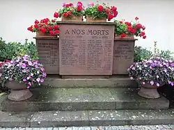 Monument aux morts.
