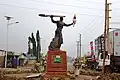Monument rond point de la connaissance à Tankpè Abomey-Calavi au Bénin