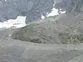 Moraine latérale du glacier, en juillet 2006.