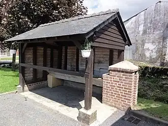 Lavoir au centre du village.