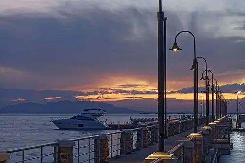 Aube sur la jetée de Jerejak