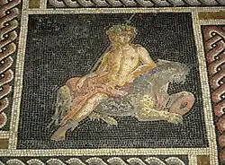 Motif central, Dionysos.