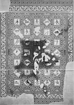 mosaïque de la domus sur la place,