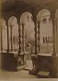 Cloître de Saint-Jean-de-Latran à Rome.