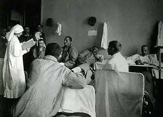 Hôpital militaire établi dans une école de Karl K. Mazing à Moscou, 1914.