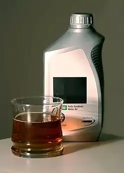 Huile moteur.