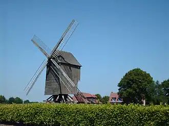 Moulin de Saint-Maxent.