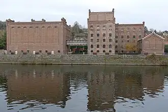 Les Moulins de Beez.