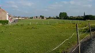 La France, toute proche.