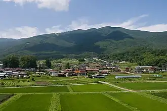 Vue de la montagne depuis les environs de la station Suzurannosato.