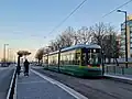 Arrêt du tramway 6 dans Telakkakatu.
