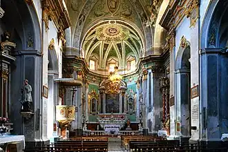 Intérieur de l'église.
