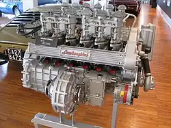 Lamborghini Miura (1966).