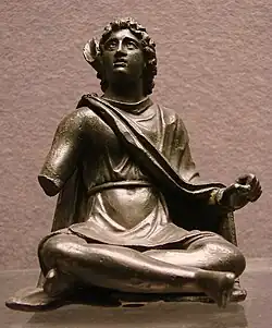 Statuette d'une divinité gauloise à l'oreille de cervidé, Ier siècle.