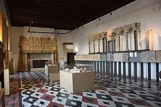 Vue de la grande salle d'exposition.