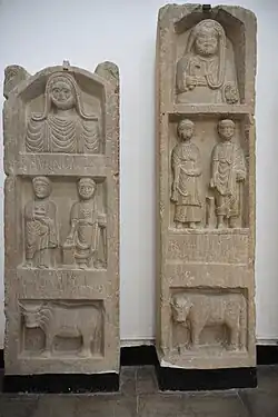 Stèles funéraires dédiées à Saturne