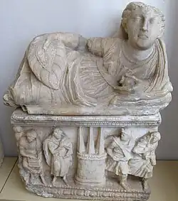 Urne funéraire étrusque.