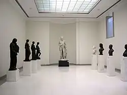 Galerie de sculptures.