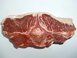 Côtelette de viande (en) d'agneau.