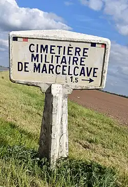 Borne Michelin sur la Nationale.