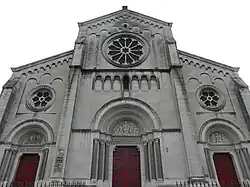 L'église Saint-Paul.