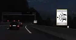 Panneau SR3a annonçant un radar automatique