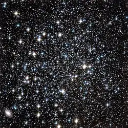 NGC 5466 capté par le télescope spatial Hubble.