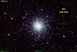 Messier 10 en infrarouge par le relevé 2MASS.