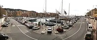 Vue panoramique à 180° du port de Nice.