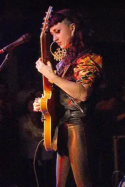 Description de cette image, également commentée ci-après