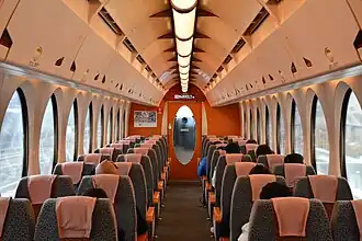 Intérieur de la classe standard.