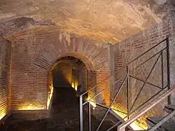 Vestiges d'une galerie.