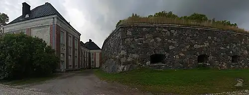 L'académie navale et le bastion Scheffer.