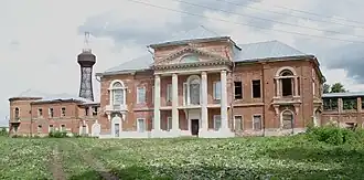 Vue du château de Polibino en 2009
