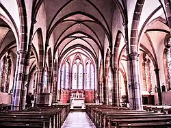 Nef de l'glise Saint-Jean-Baptiste.