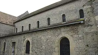 La nef vue de l'extérieur.