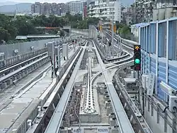 Rails centraux (VAL).