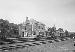 Gare de Nesttun, fotografert 1892.