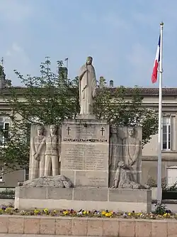 Monument du groupe de la Résistance.
