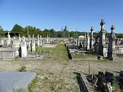 Le cimetière communal.