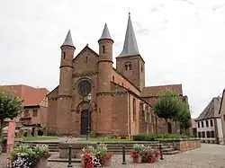 L'église Saint-Adelphe.