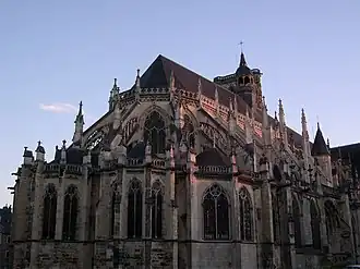 Vue extérieure du chevet.