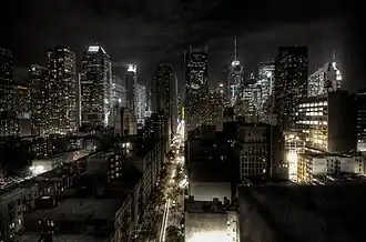 New York la nuit : mappage ton local d'une image HDR.