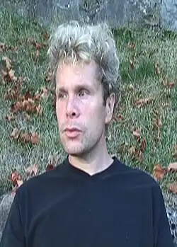 Description de l'image Nick_Peterson_portrait.jpg.