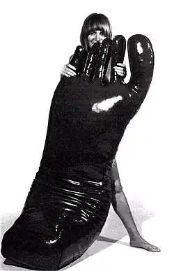 Nicola L. with The Giant Foot, 1969.