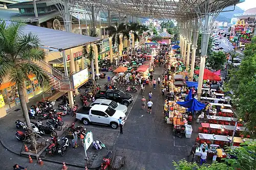 Marché nocturne de Patong.