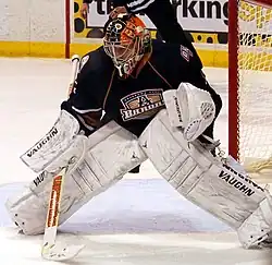 Description de l'image Niko Hovinen - OKC Barons (2).jpg.