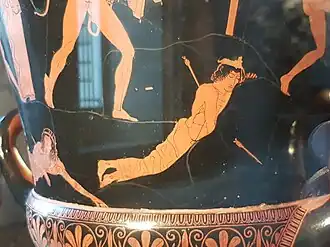 Cratère des Niobides (détail, flèche dépassant d'un rocher).