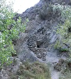  Poste de mitrailleuse dans la falaise