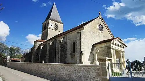 L’église Saint-Martin.